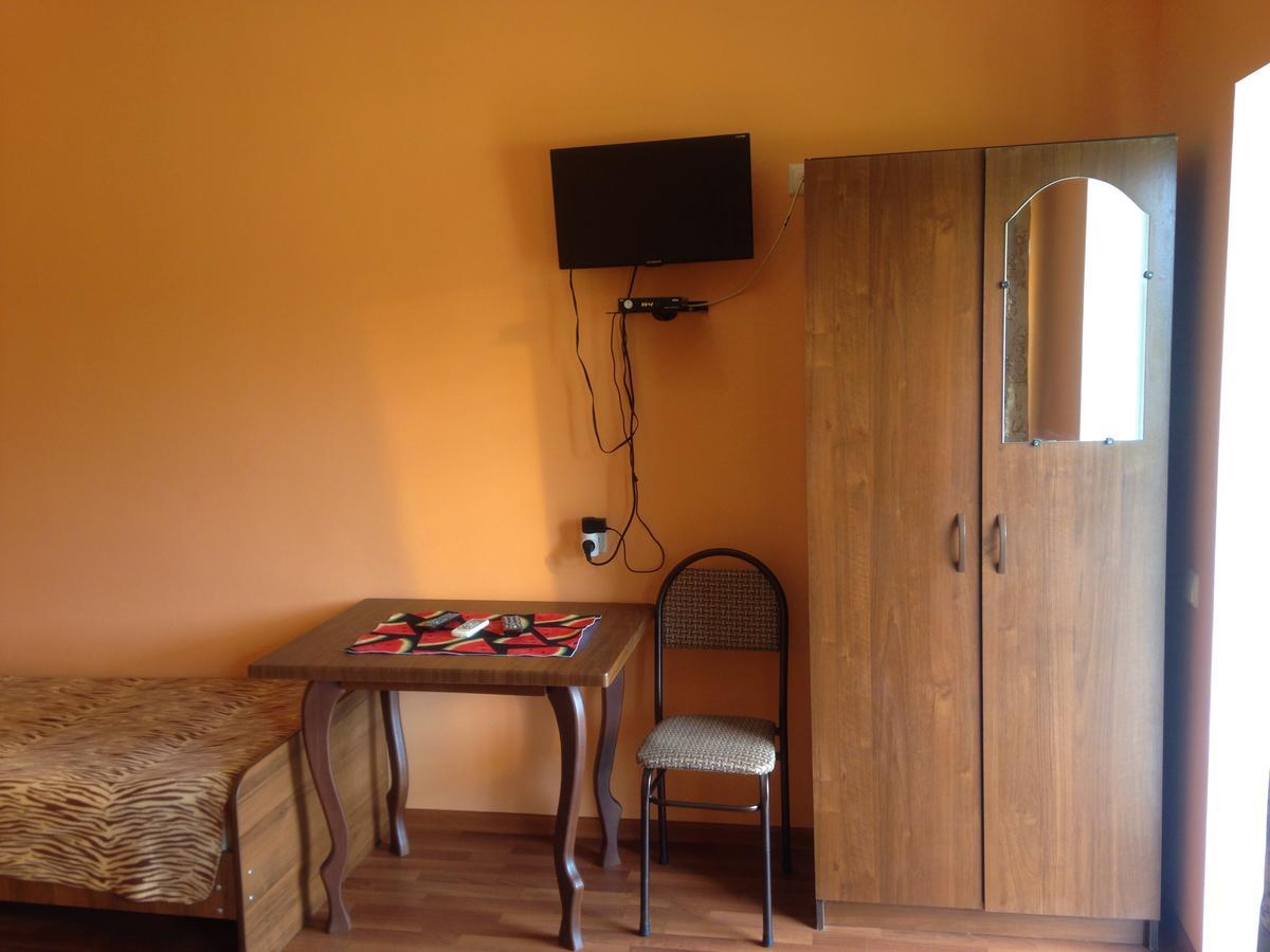 Изабелла Hotel Pizunda Ngoại thất bức ảnh