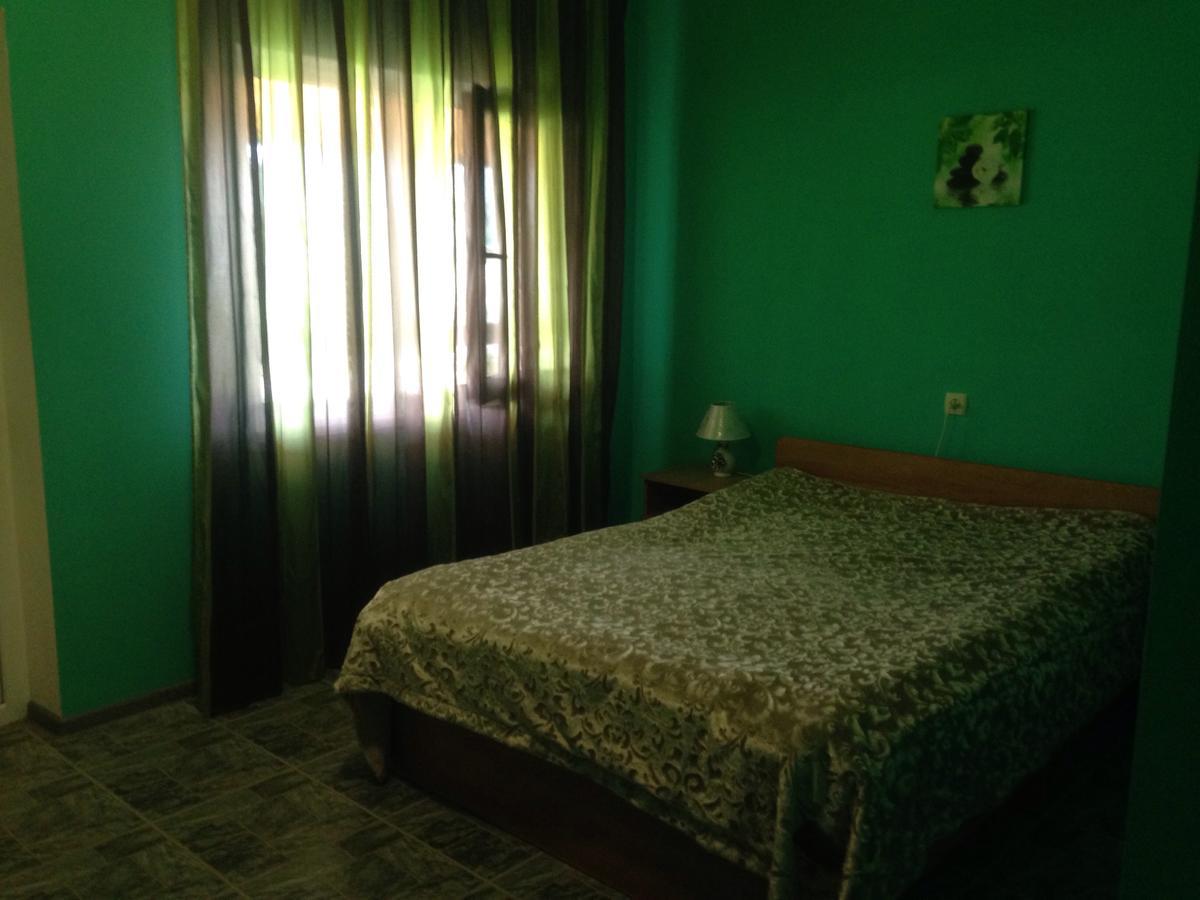 Изабелла Hotel Pizunda Ngoại thất bức ảnh